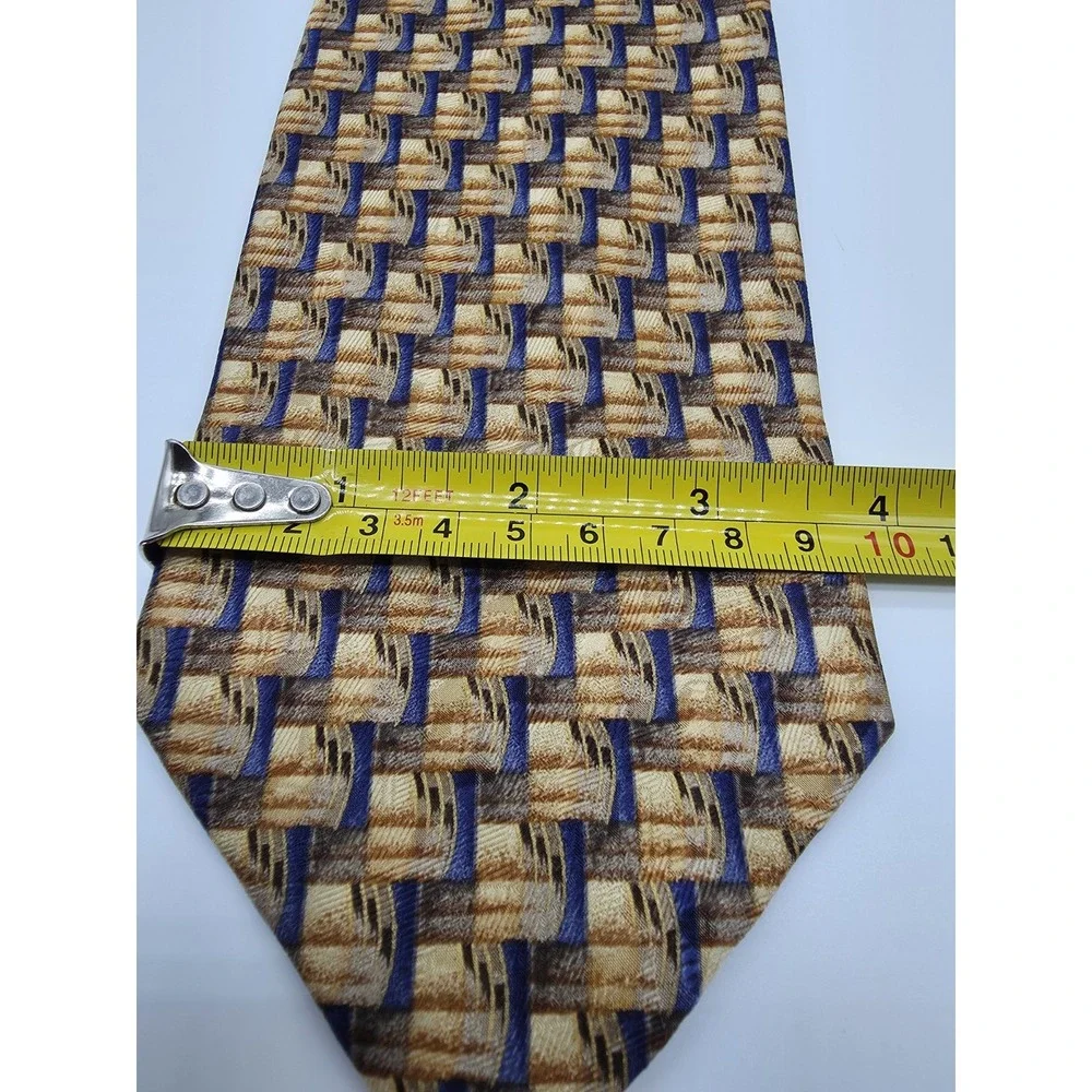 VTG Joseph A Bank Corporate Collection All Silk Made In USA Necktie 3.75